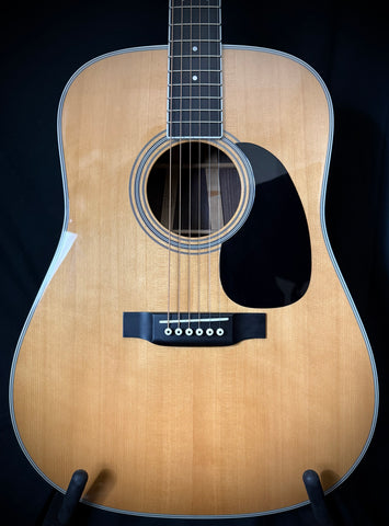 Used Martin Standard Series D-35 2016 - Natural