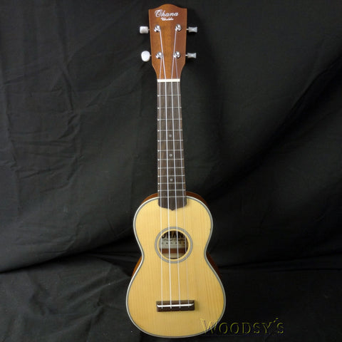 Ohana SK22 Soprano Solid Spruce Top